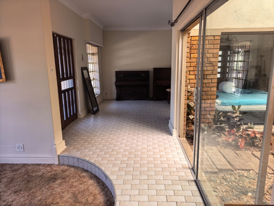 4 Bedroom Property for Sale in Parys Free State